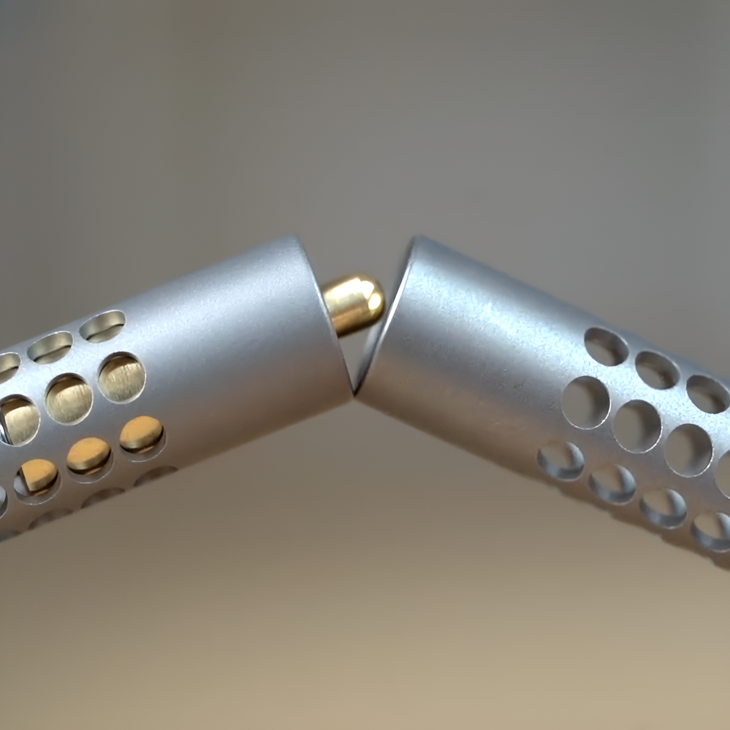 CleverOdd™ Magnetic Pen